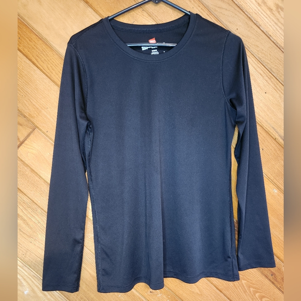 Hanes Sports black long sleeved women's medium compression under shirt